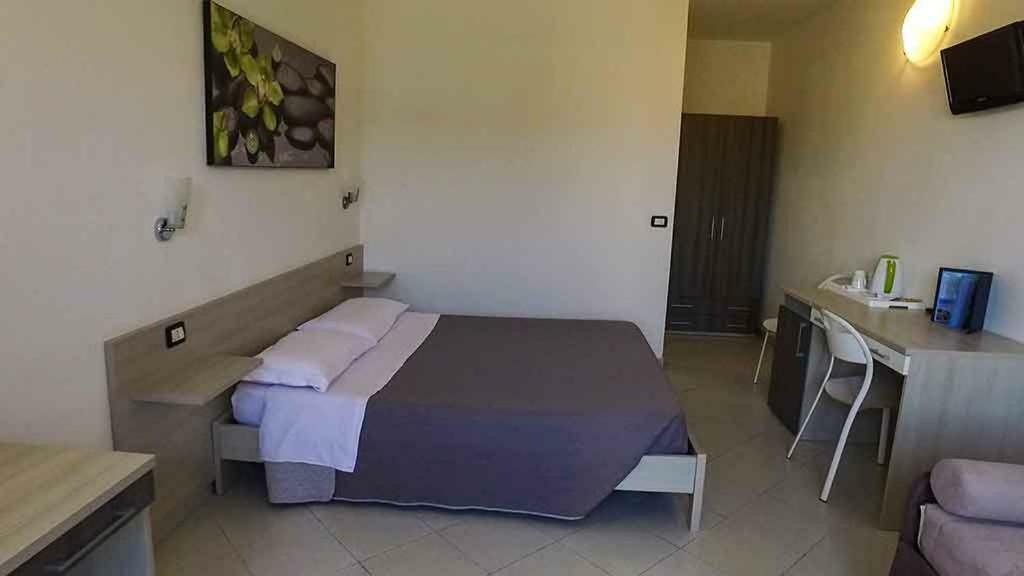 Hotel Delfino มารีนาดีคาร์รารา ภายนอก รูปภาพ